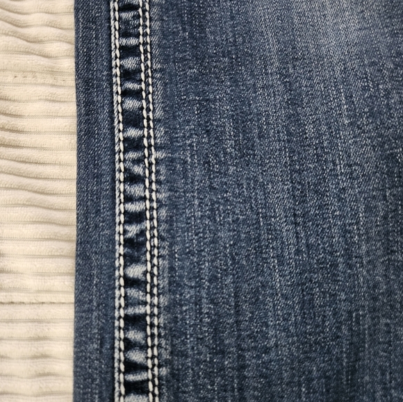 Maurices Premium Women's Blue Distressed Jeans. Size 16 Reg. - Picture 4 of 14